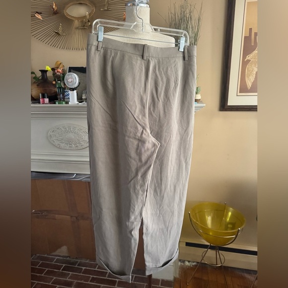 Everlane The Put Together Pleat Pant High Rise Cuffed Lyocell Clay - Picture 6 of 16